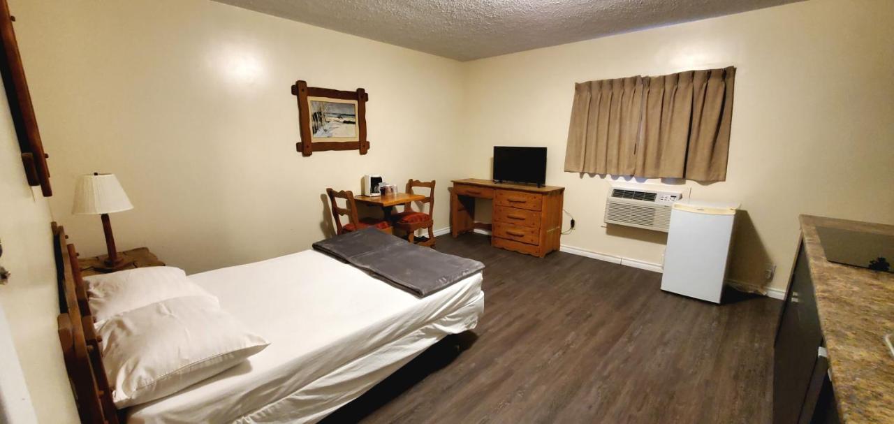 Agassiz Park Lodge - Under New Management McCreary Ngoại thất bức ảnh